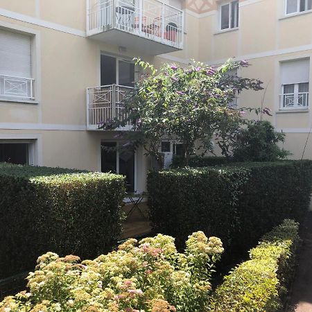 Le Vallon 2 Apartment Трувил сюр Мер Екстериор снимка
