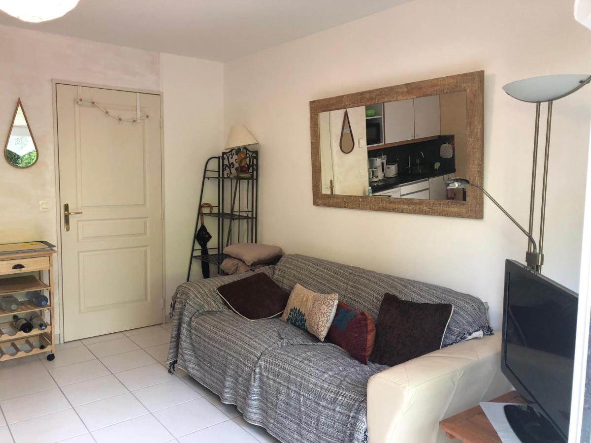Le Vallon 2 Apartment Трувил сюр Мер Екстериор снимка