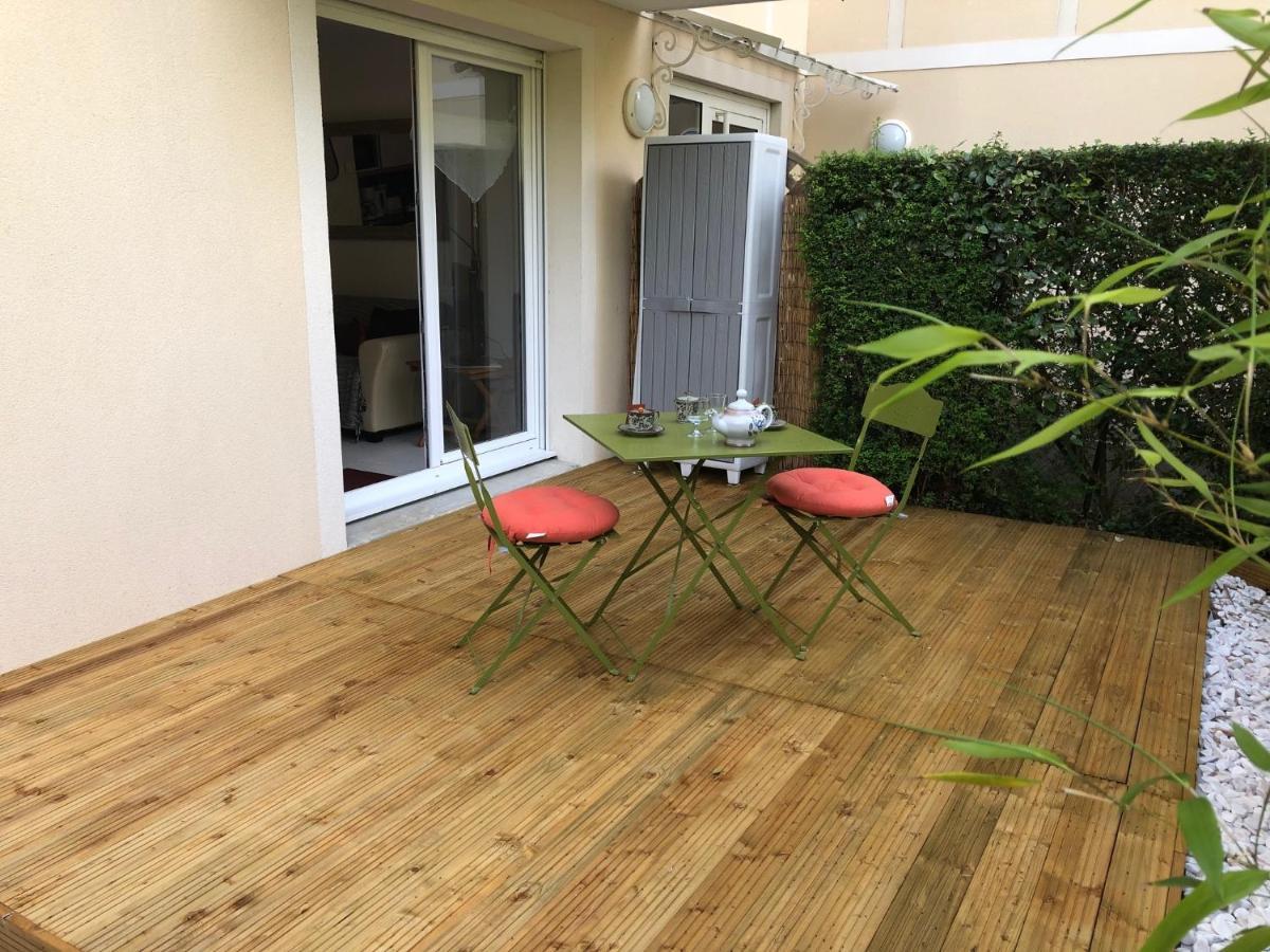 Le Vallon 2 Apartment Трувил сюр Мер Екстериор снимка